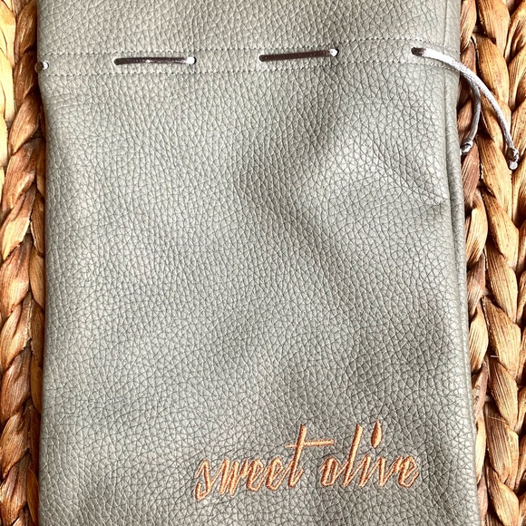 Sweet Olive Boho Black Crocodile & Brass Fringe Adjustable Necklace - Picture 4 of 4